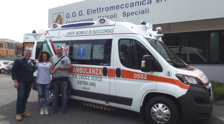 Nuova ambulanza per la Croce Verde di Ostra